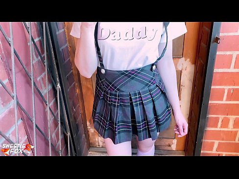 ❤️ Koolitüdruk imeb sügavalt oma riista ja kuratab klasside asemel. ❤ Pornovideo at us ❌❤
