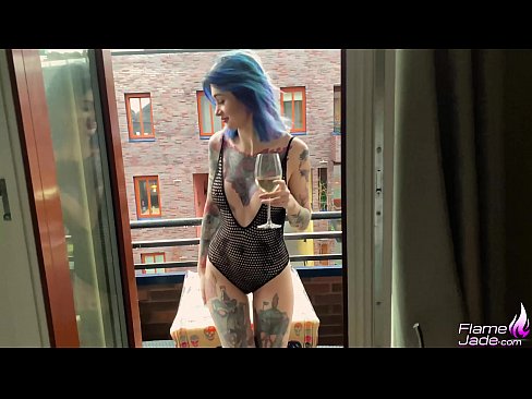 ❤️ Hiiglaslik tüdruk imeb neeluga ja keppib kirglikult vaba taeva all ❤ Pornovideo at us ❌❤